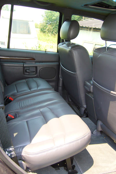 P1000484-wnetrze.jpg